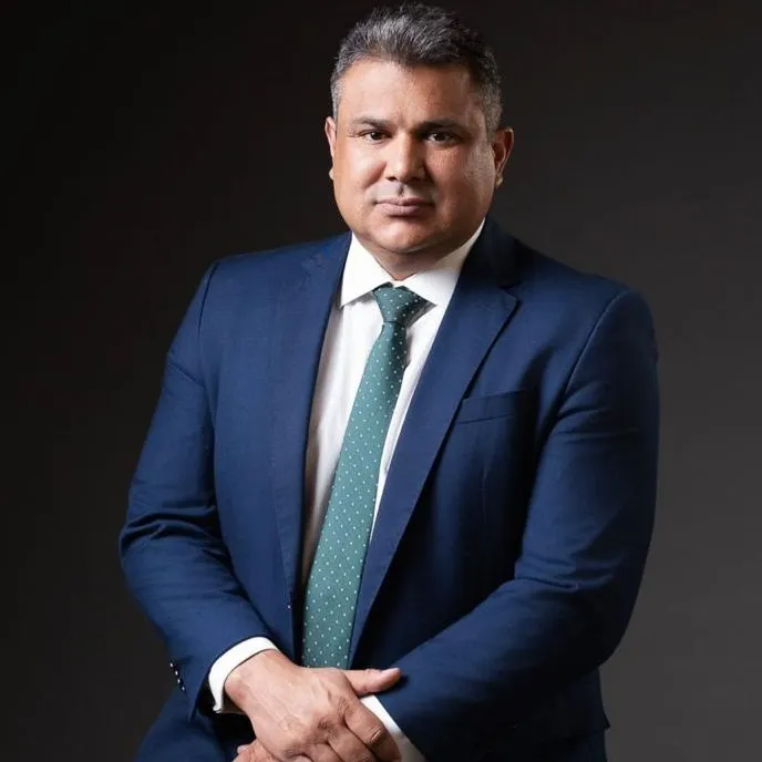 O Último Contrato: A Identidade como Ativo na Era Pós-Morte Digital